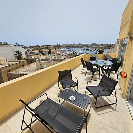 Mive Luxury Sea View Penthouse Lägenhet Gzira Exteriör bild