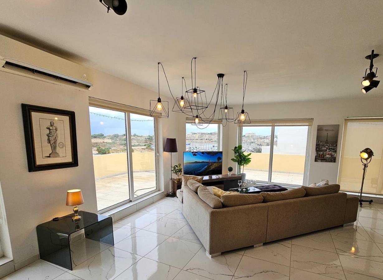 Mive Luxury Sea View Penthouse Lägenhet Gzira Exteriör bild