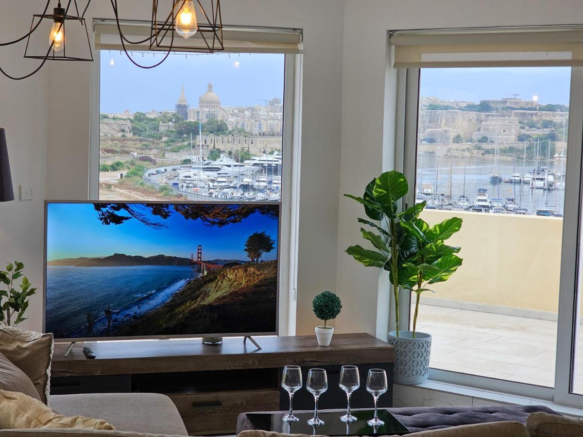Mive Luxury Sea View Penthouse Lägenhet Gzira Exteriör bild