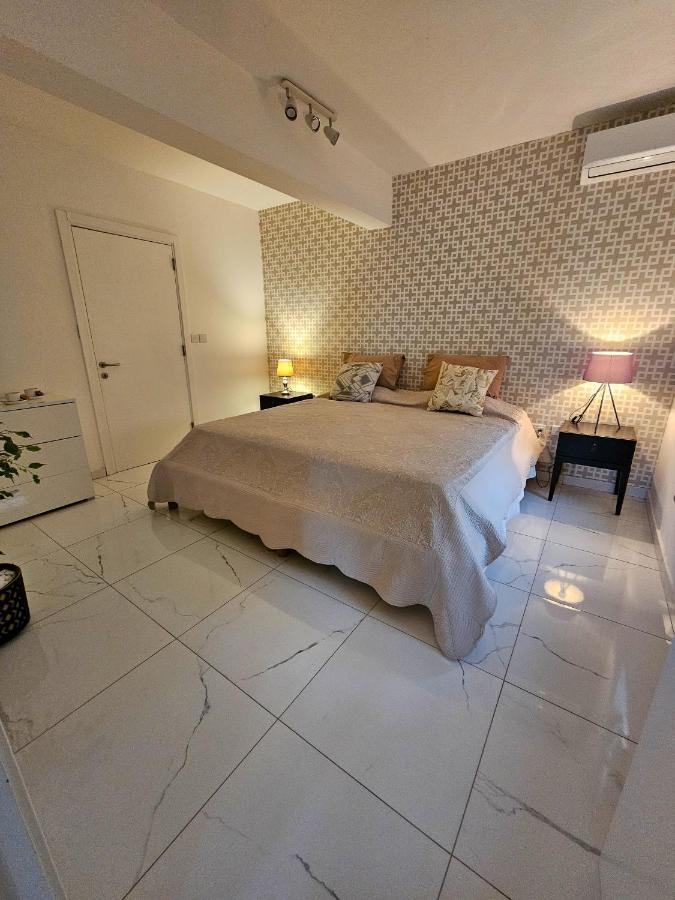 Mive Luxury Sea View Penthouse Lägenhet Gzira Exteriör bild
