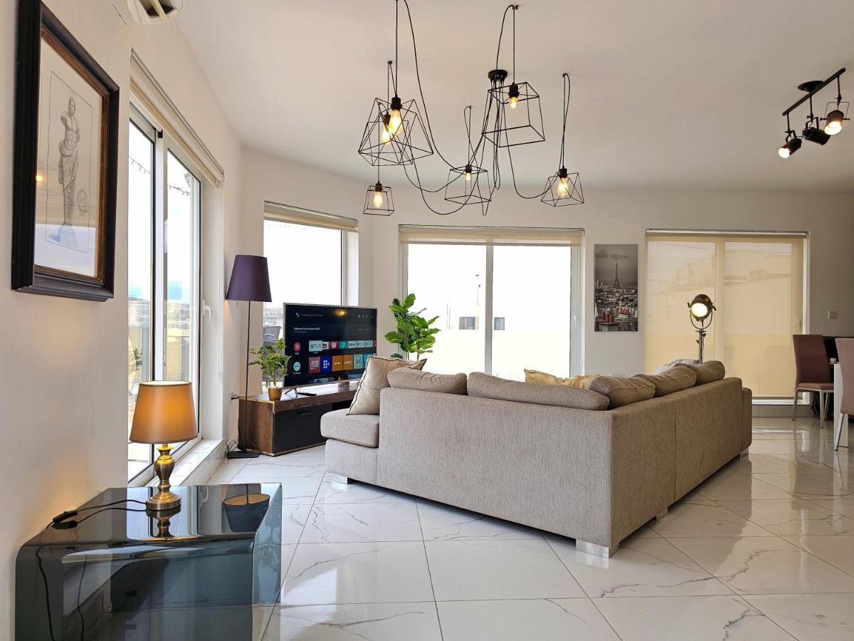 Mive Luxury Sea View Penthouse Lägenhet Gzira Exteriör bild