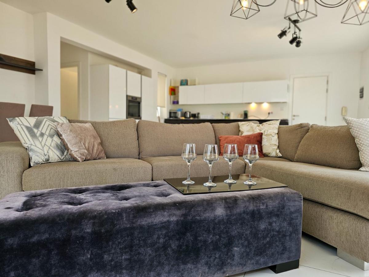 Mive Luxury Sea View Penthouse Lägenhet Gzira Exteriör bild