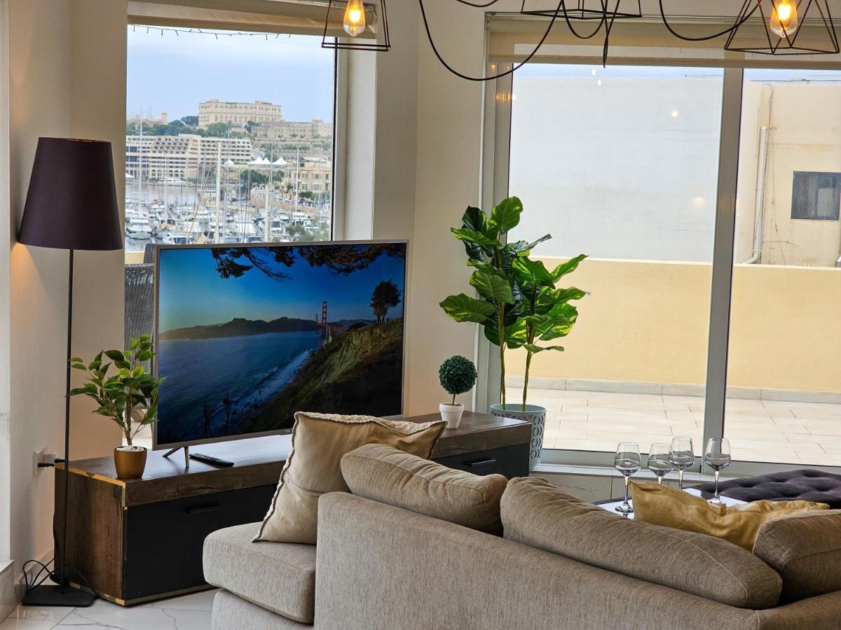 Mive Luxury Sea View Penthouse Lägenhet Gzira Exteriör bild