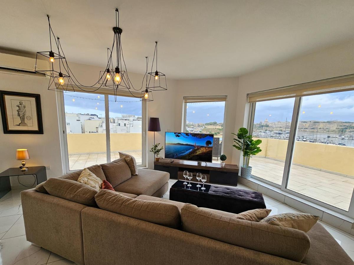 Mive Luxury Sea View Penthouse Lägenhet Gzira Exteriör bild