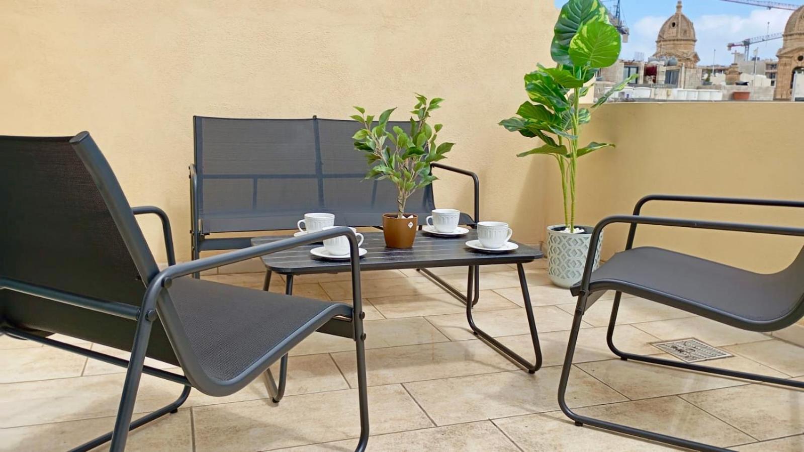 Mive Luxury Sea View Penthouse Lägenhet Gzira Exteriör bild