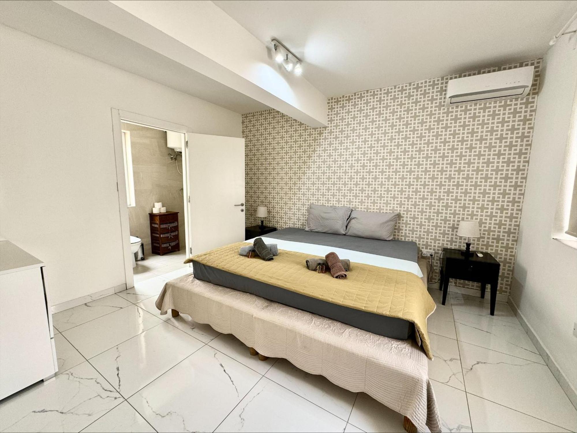 Mive Luxury Sea View Penthouse Lägenhet Gzira Exteriör bild